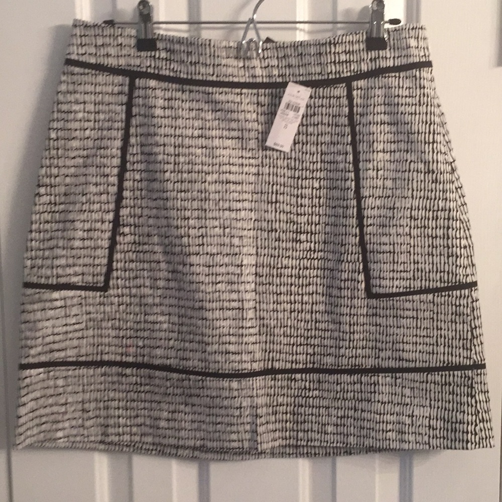 NWT Ann Taylor Factory Sz 8 Black & White Skirt
